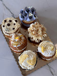 Load image into Gallery viewer, Wedding Cake Tasting
